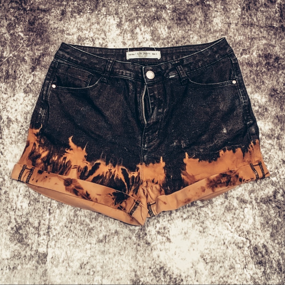 HIGH WAISTED ♻️ UPCYCLED ♻️ SHORTS